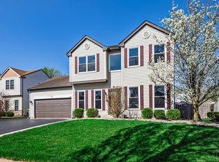 633 David St, Lake In The Hills, IL 60156