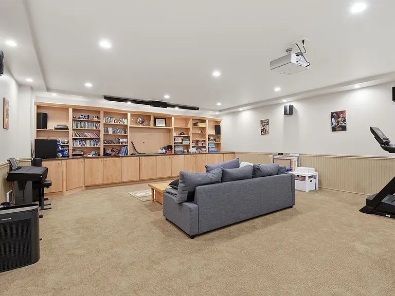 12704 Holmes Point Dr NE — Photo 25