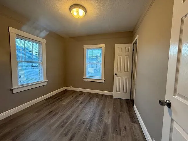 400 Metcalf Ct — Photo 15