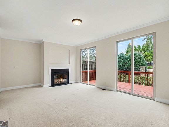 3rd image of 2707 Hallwood Ln