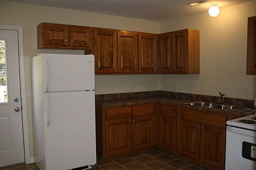 2nd image of 2600 Hickman Rd APT 3
