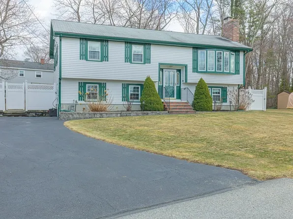 23 A St, Dracut, MA 01826