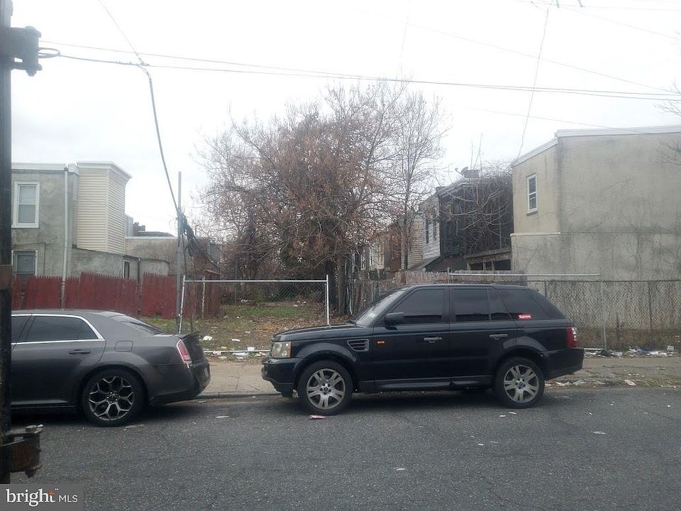 1st image of 2808 N Park Ave
