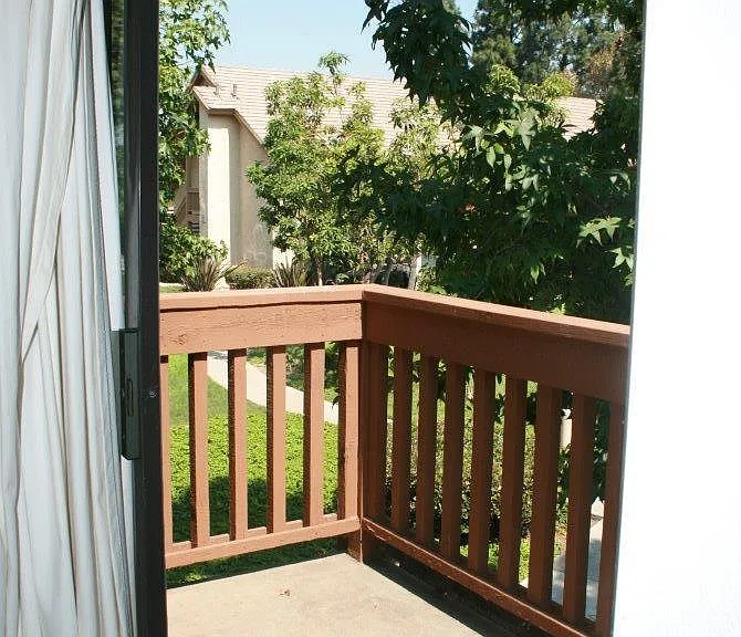 169 Lemon Grv — Photo 16