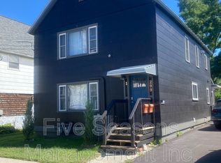 299 Manhattan Dr #2, Burlington, VT 05401