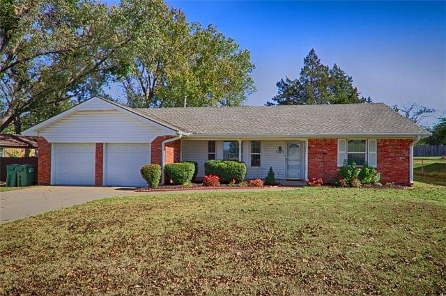1st image of 609 Garth Brooks Blvd