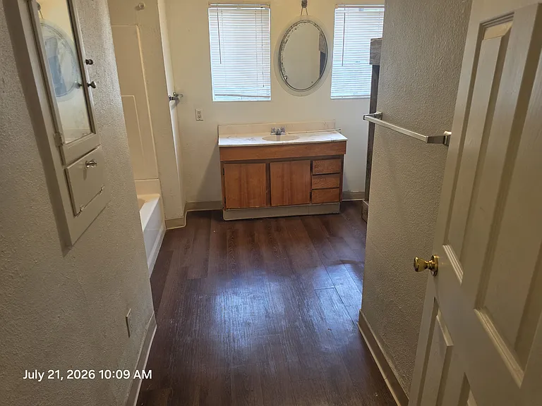 1619 E Cambridge Ave — Photo 10