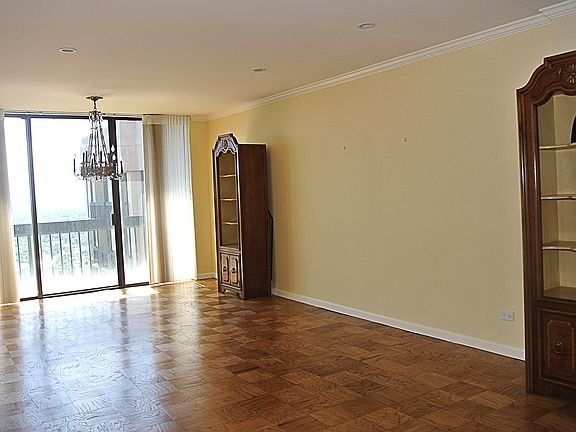 2nd image of 271-10 Grand Central Pkwy APT 33B