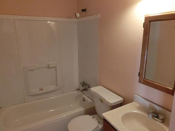 5th image of 4710 Larkhall Ln