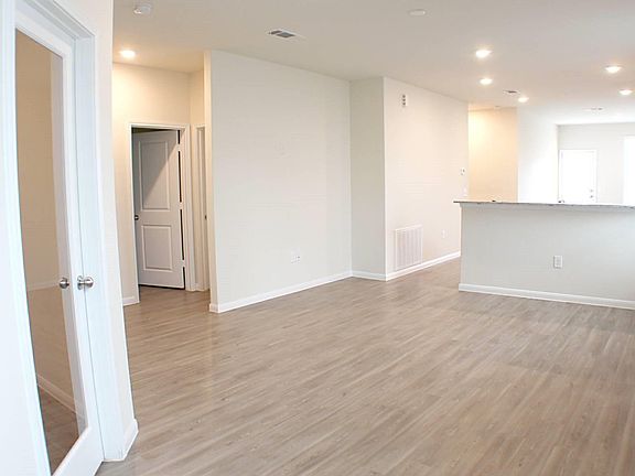 5th image of 6327 Ballard Brook Ln