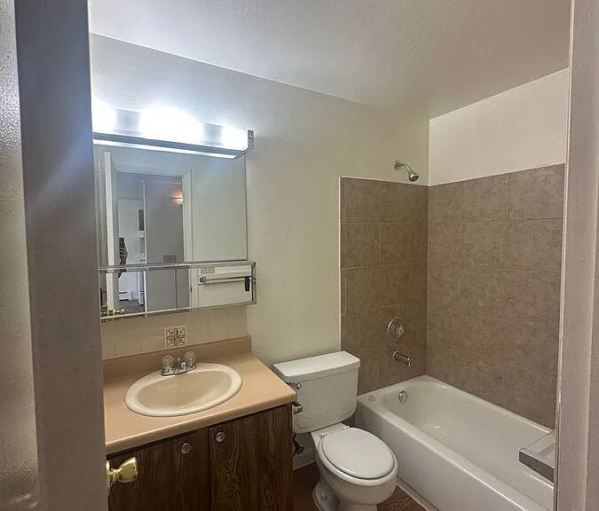2264 Dexter Dr #301 — Photo 7
