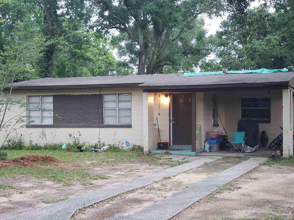 1st image of 220 Edison Dr