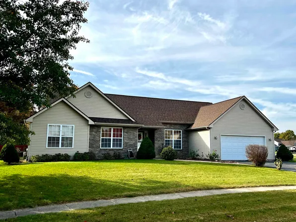 7449 Brookes Way Ln, Cherry Valley, IL 61016