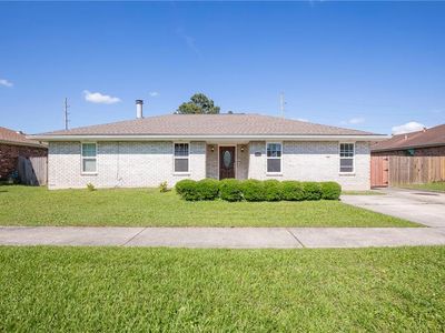 272 W Louisiana State Dr, Kenner, LA, 70065