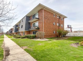 10936 S Keating Ave #1A, Oak Lawn, IL
