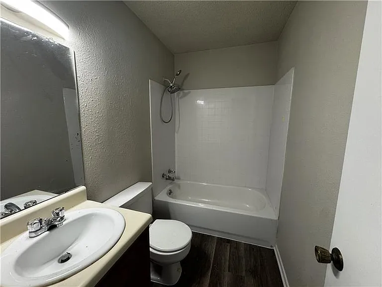 507 W Avenue A — Photo 19