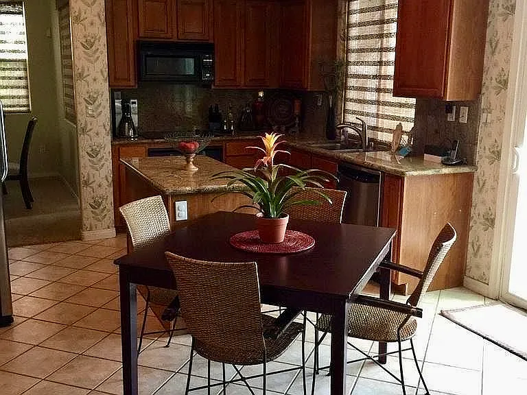 11818 Grecian Laurel Dr — Photo 7