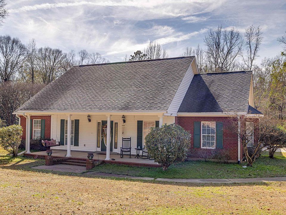 1st image of 525 Claiborne Rd