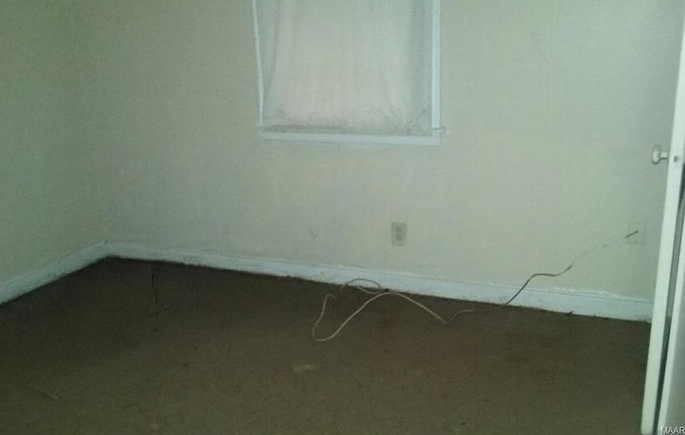 2nd image of 3852 Happiness Ave