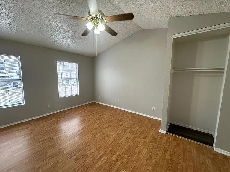 2188 Aspen Dr — Photo 16