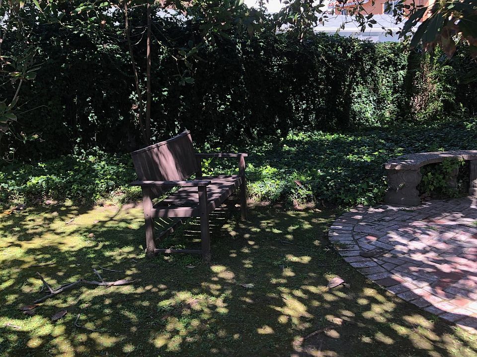 2nd image of 1508 Madrid Ave