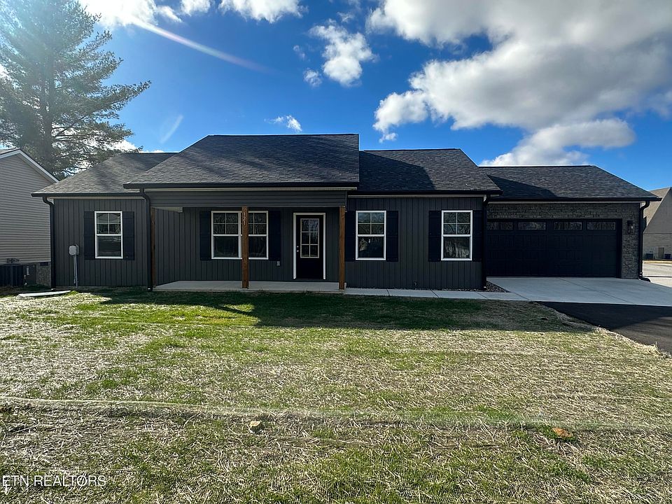 1st image of 121 Sky View Meadow Dr