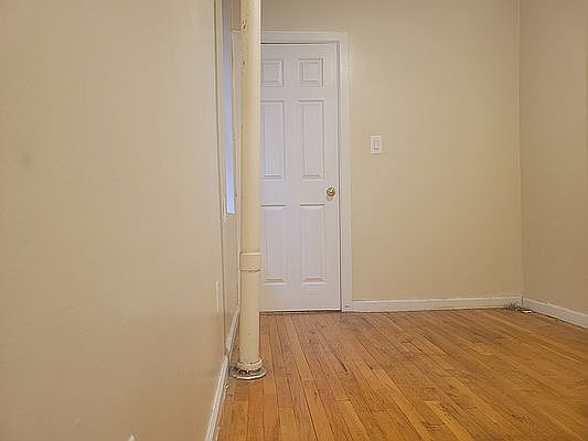 3rd image of 316 E 70th St #5FW