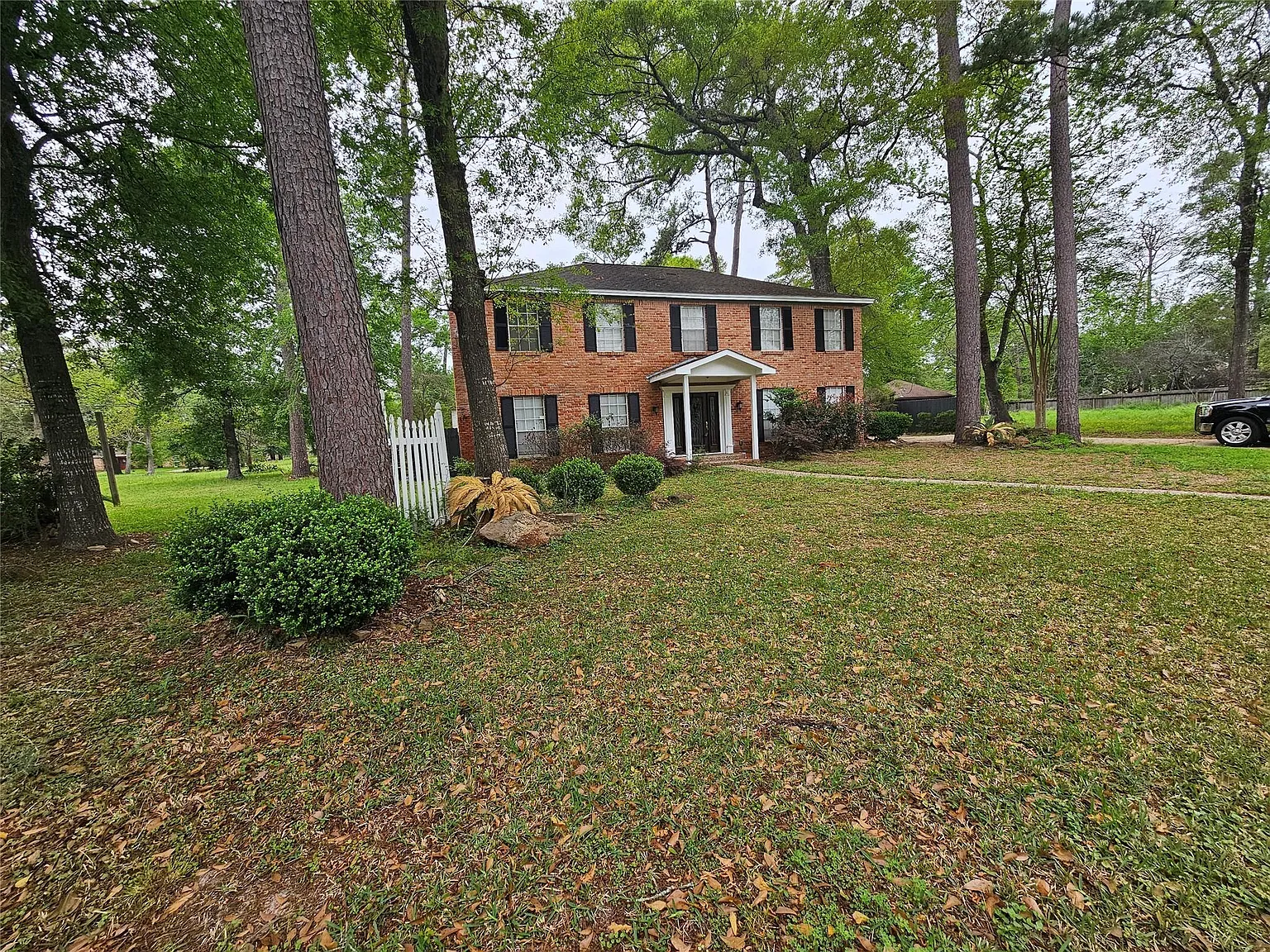 4 bed, 2.5 bath, 2852 sqft, $3,300 — Photo 4