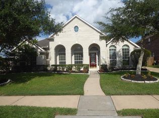 2301 Bell Creek Ct, Pearland, TX 77584