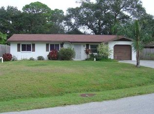 2021 Greendale Dr, Sarasota, FL 34232
