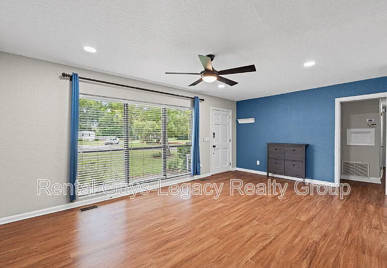 3872 Marianna Rd — Photo 6
