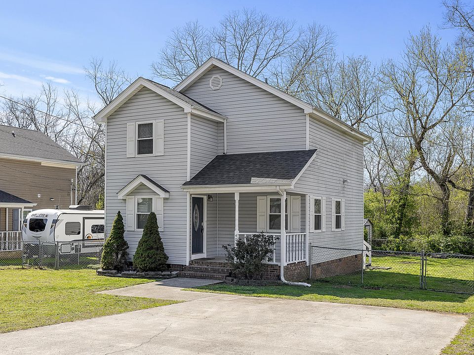 1st image of 404 Watercress Dr