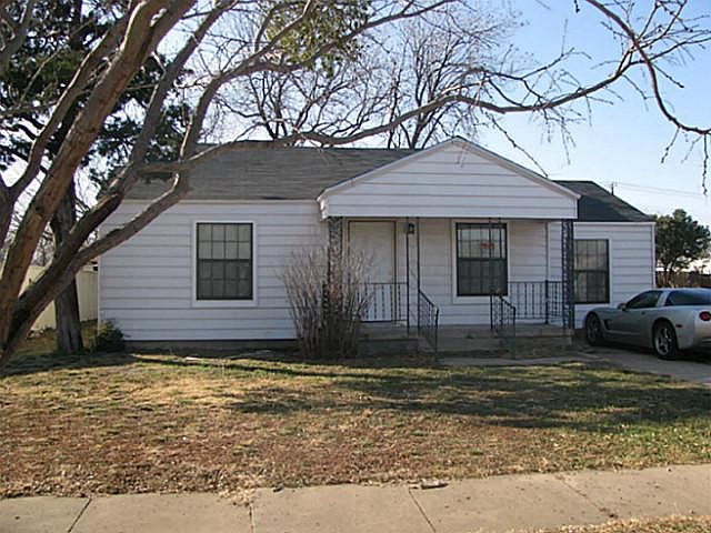 1st image of 2202 Palm St
