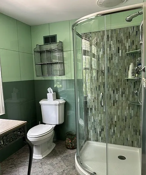 29 College Dr — Photo 24