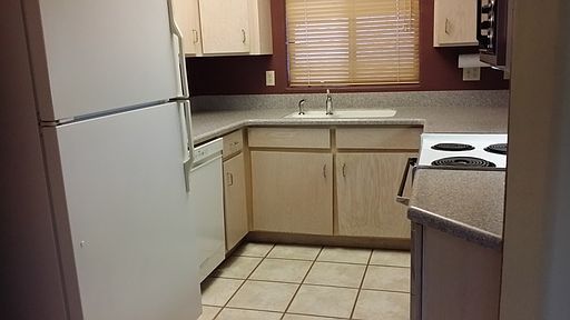 3rd image of 16644 N Aspen Dr