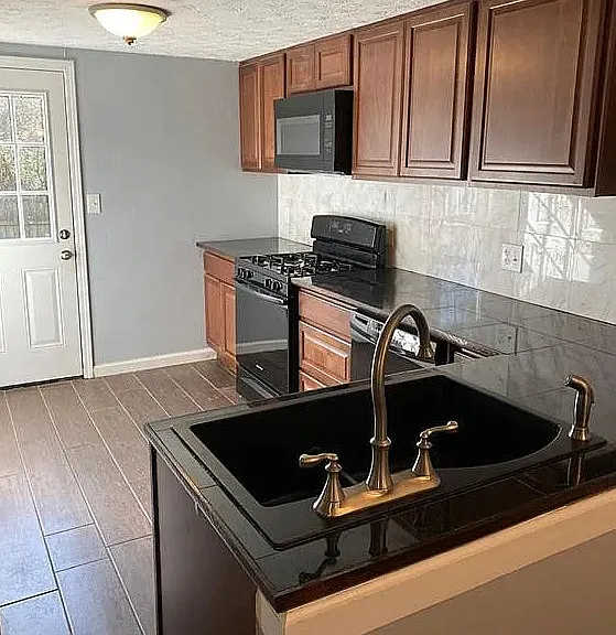 1435 Kennesaw Trace Ct NW — Photo 4