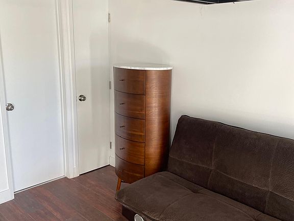 3rd image of 15328 S San Pedro St #101