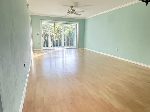 3041 Sandpiper Bay Cir APT H201, Naples, FL 34112