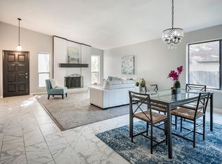 3017 Wayfarer Rd, Bedford, TX 76021