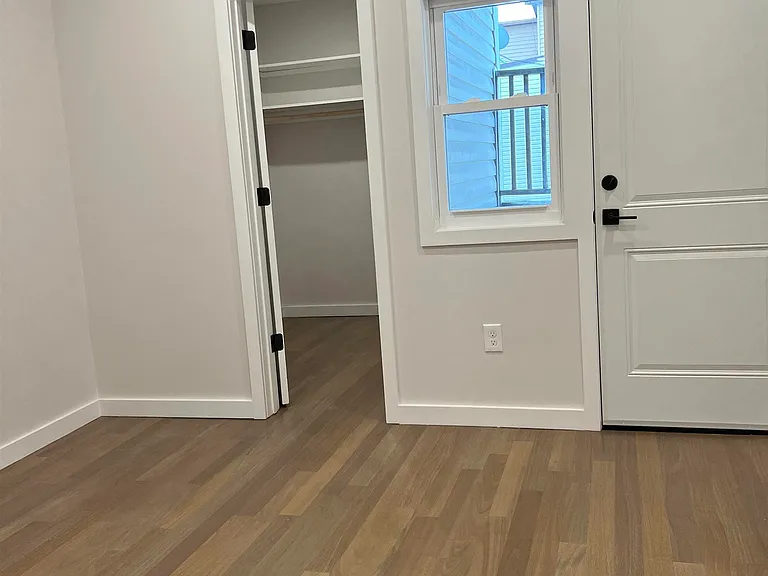 107 Magazine St #2R — Photo 15