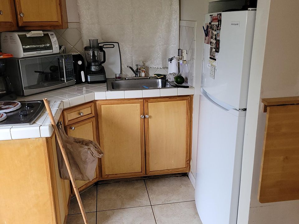 2nd image of 1010 N 62nd Ave #B