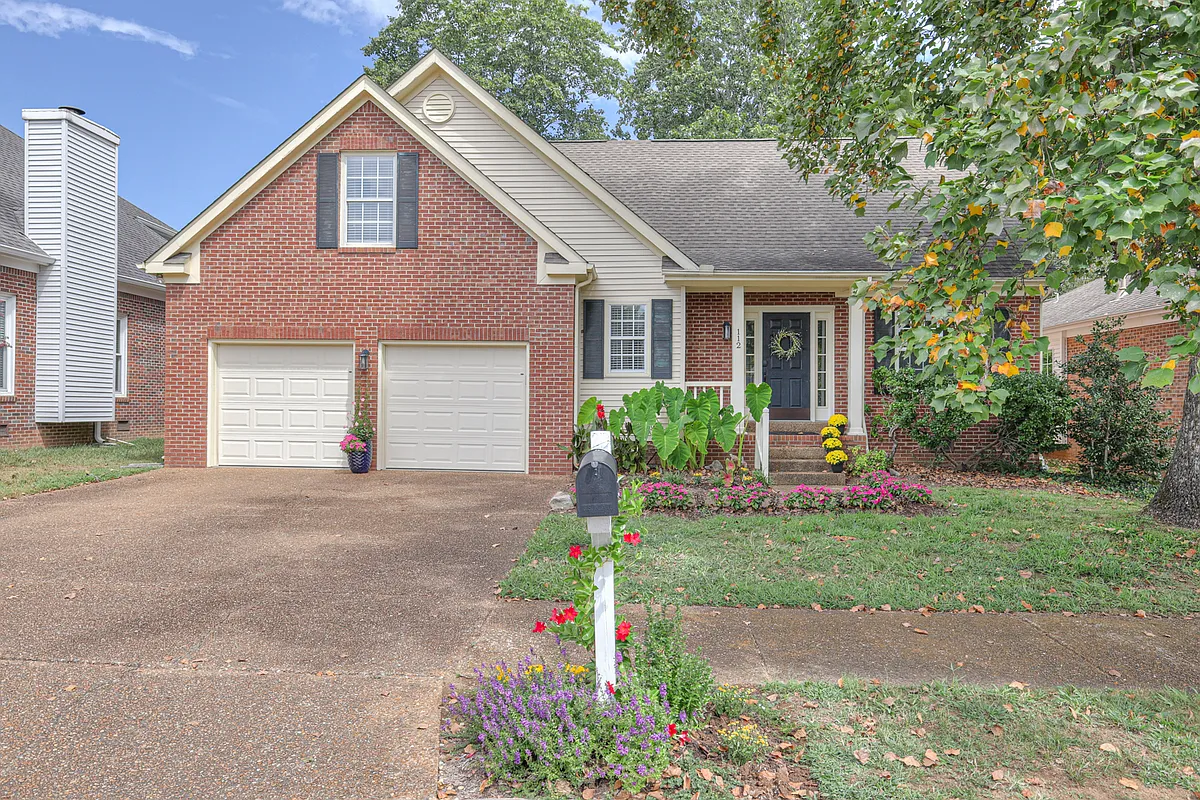 Building Photo - 112 Crestfield Pl