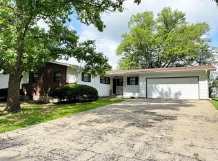 1406 S Summer St, El Dorado Springs, MO 64744