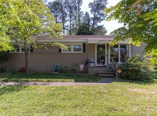 221 Park Manor Rd, Portsmouth, VA 23701