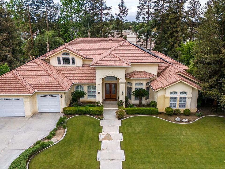 2nd image of 11116 Woodhall Pl