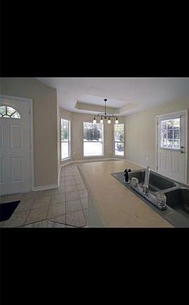 5th image of 138 Poe St