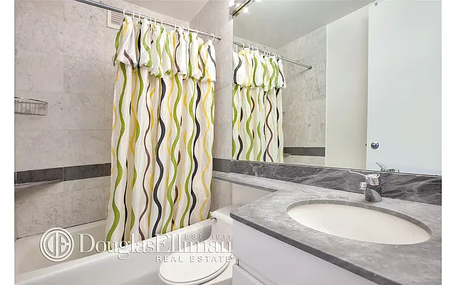 Rented by Douglas Elliman | media 25