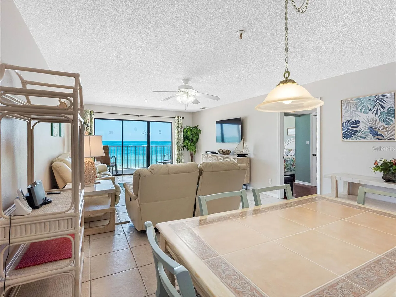 2 bed, 1200 sqft, $3,800 — Photo 4