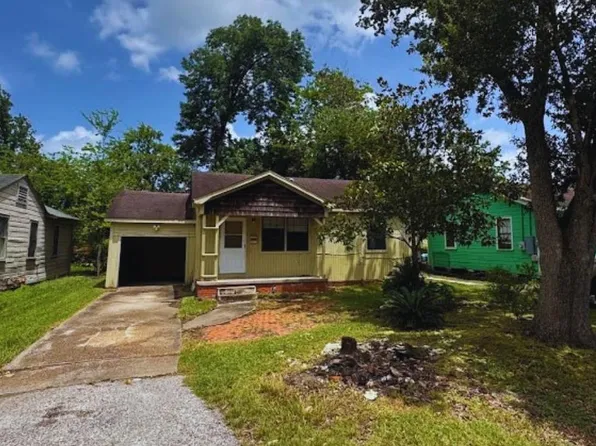4730 Abilene St, Beaumont, TX 77703