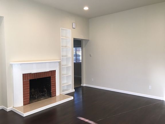 5th image of 633 Patricia Ave